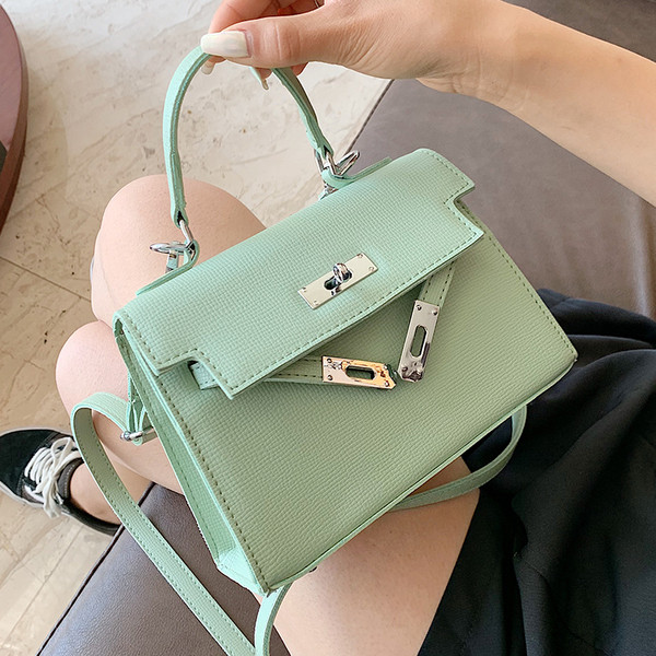 Modern női táska eko bőrből, hosszú és rövid fülekkel