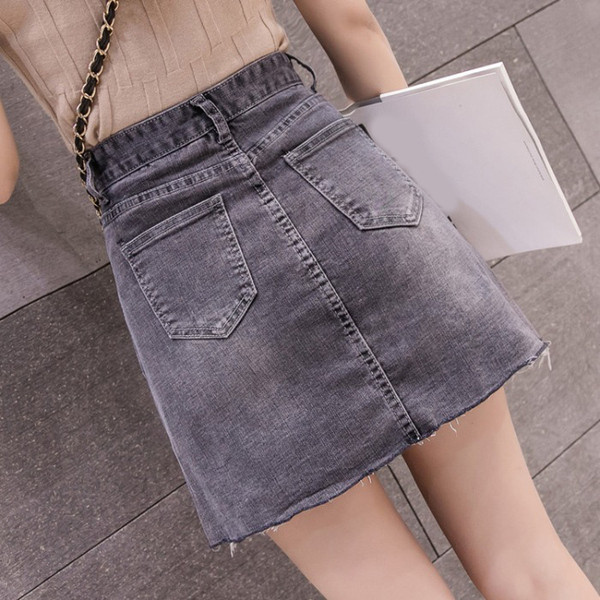 Rövid farmer szoknya zsebekkel