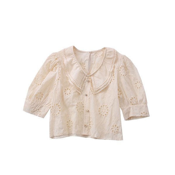 Модерна дамска риза- с шпиц деколте и копчета