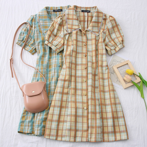 Ежедневна карирана дамска рокля с яка