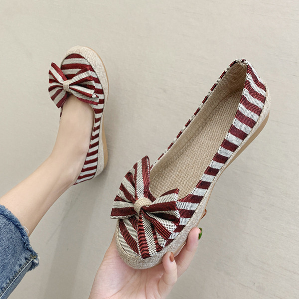 Ежедневни дамски раирани обувки с панделка 