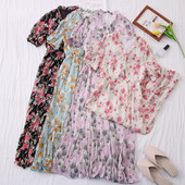 Γυναικείο φόρεμα με λουλουδάτο μοτίβο και ντεκολτέ spitz