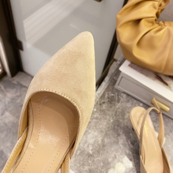 Модерни ежедневни сандали от еко велур 