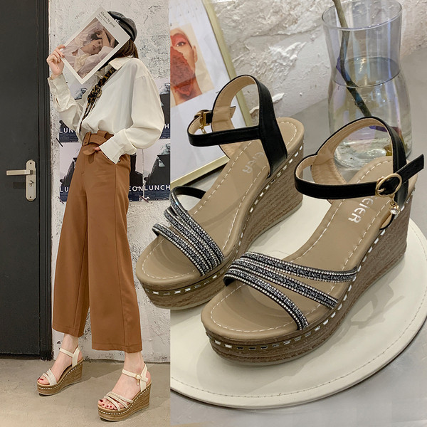 Официални дамски сандали с платформа 9см и каишка