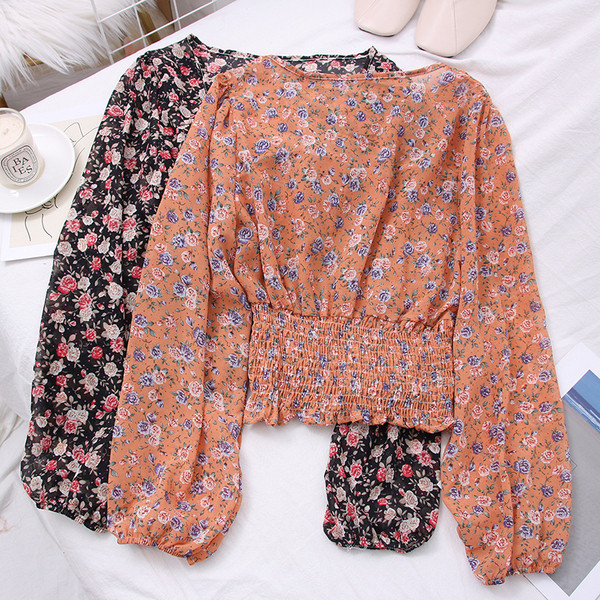 Új modell női blúz négyzet alakú nyakkivágással, virágmintával