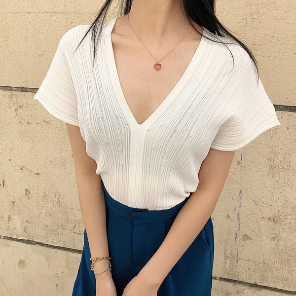 Bluză casual modernă, cu decolteu adânc