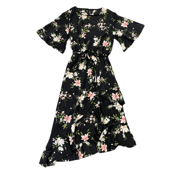 Női alkalmi ruha fürtökkel, virágmintával