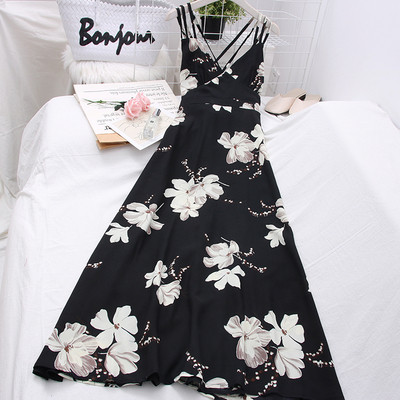Rochie de dama model decupata cu bretele subtiri si model floral