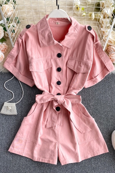 Női alkalmi kombiné rövid ujjal és zsebekkel