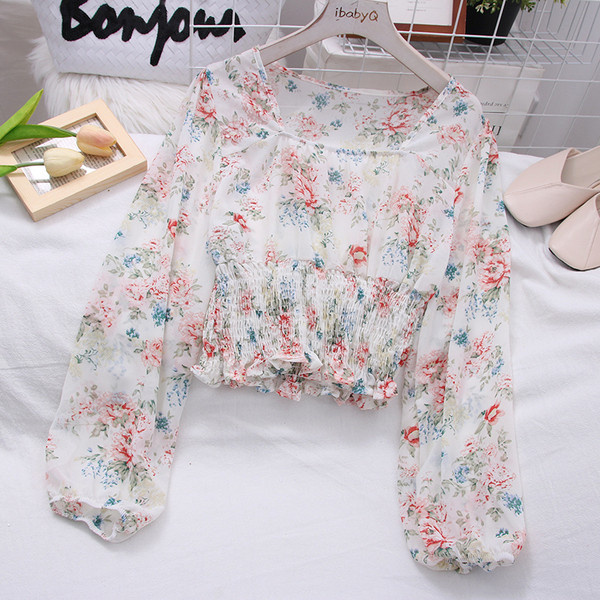 Moderna ženska bluza s cvjetnim uzorkom i četvrtastim izrezom