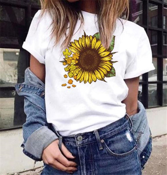 Alkalmi női póló rövid ujjal és rátéttel