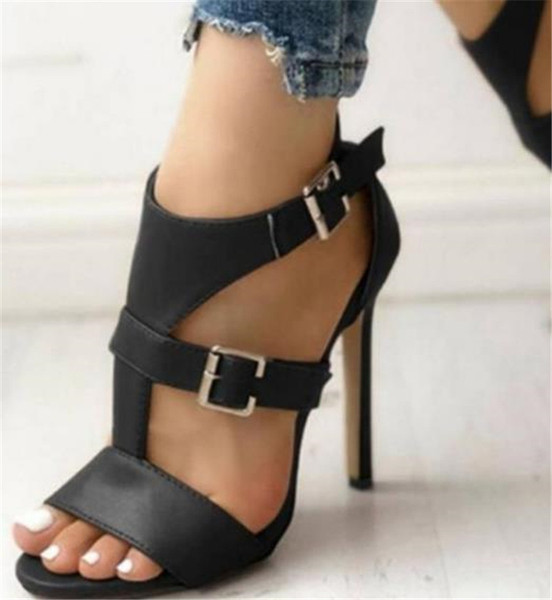 Női alkalmi szandál vékony sarokkal