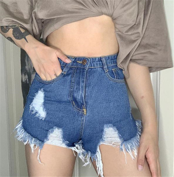 Rövid, lezser női farmer magas derékkal, jobbra szakadt