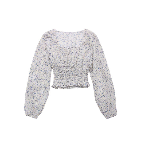 Moderna ženska bluza sa širokim rukavima i cvjetnim motivima