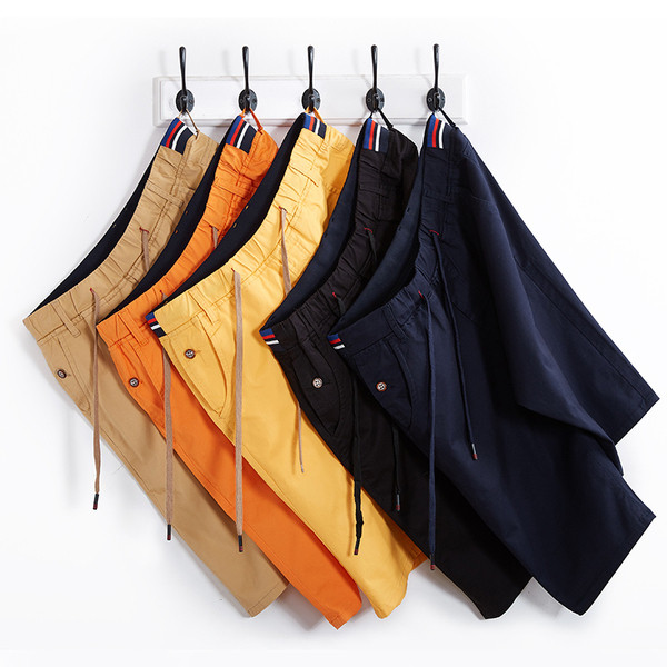 Modern férfi 3/4-es rövidnadrág derékkötővel