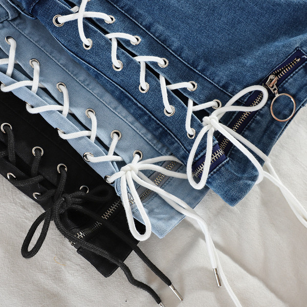 Női alkalmi rövid farmernadrág magas derékkal és fűzővel