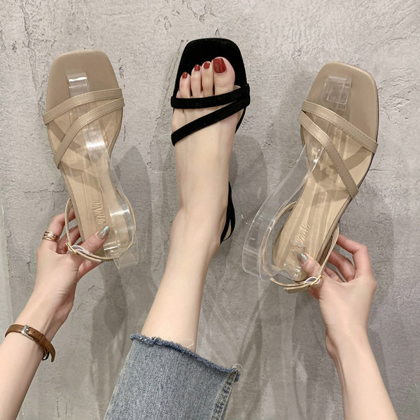 Női alkalmi szandál eko bőrből