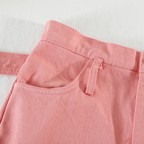 Novi model traper hlačica s visokim strukom i remenom