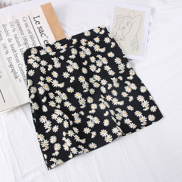 Naiste lühike lillemustriga seelik - A-joon