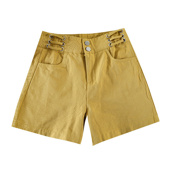 Alkalmi női rövidnadrág zsebekkel és magas derékkal