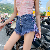 Model nou de pantaloni scurți din denim cu franjuri și cravate
