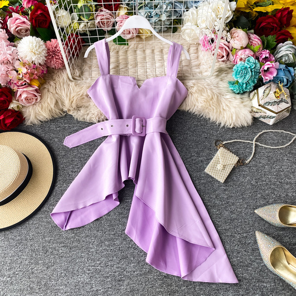 Elegantna ženska majica bez rukava asimetrični model s remenom