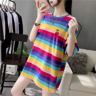 Hosszú csíkos póló hímzéssel