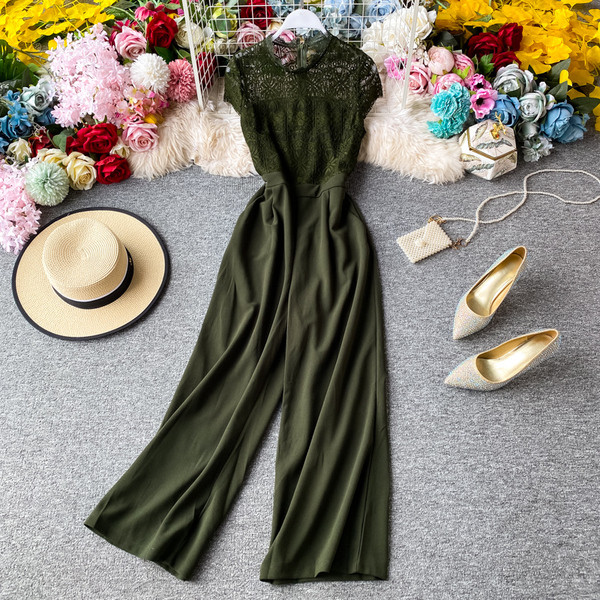 Naiste vabaaja pikk kombinesoon pitsi ja ovaalse kaelusega