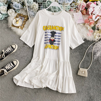 Дамска ежедневна рокля с апликация и овално деколте