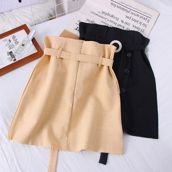 Moodne naiste seelik kõrge vöö ja vööga