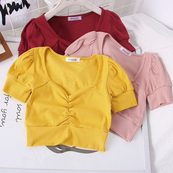 Ежедневна дамска блуза с дълбоко шпиц деколте