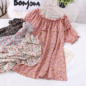 Bluza larga de dama cu decolteu oval si model floral