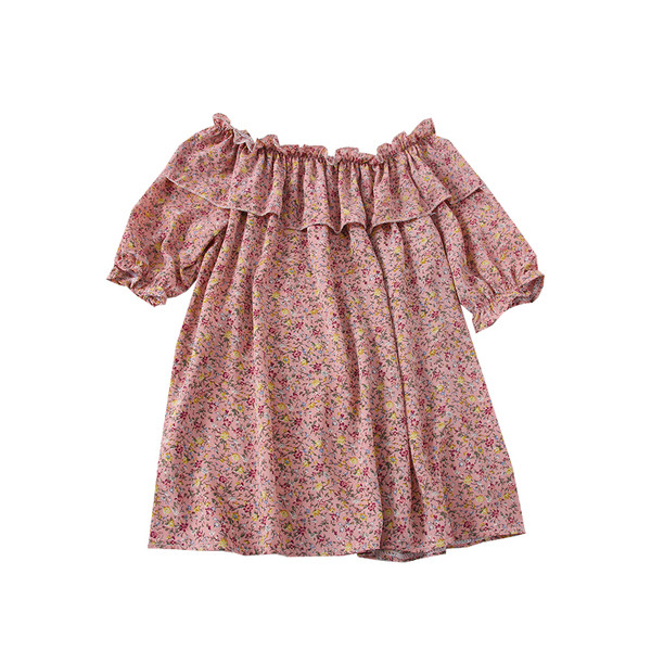 Női széles blúz ovális nyakkivágással és virágmintával