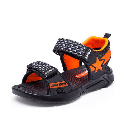 Klassikalised liimidega laste sandaalid poistele