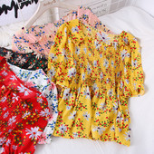 Virágmintás, 3/4-es ujjú női blúz