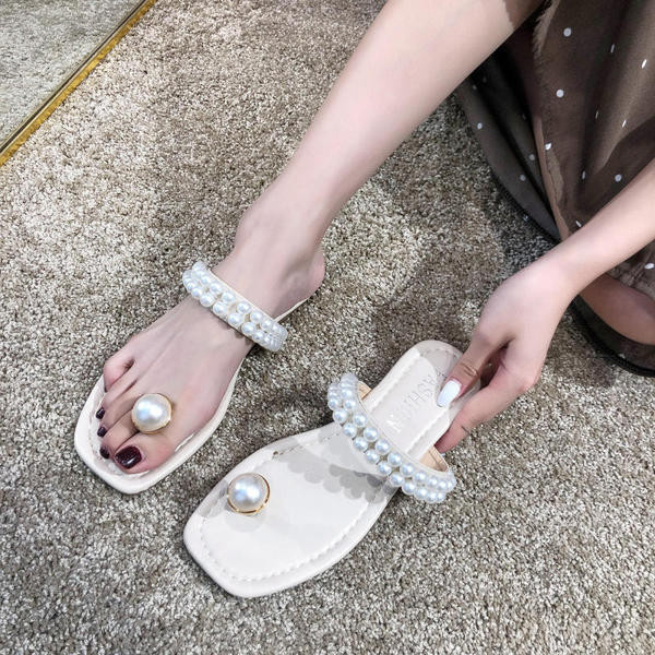 Gyöngyös, lapos talpú női papucs