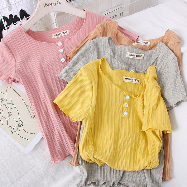 Új modell női blúz ovális nyakkivágással és gombokkal