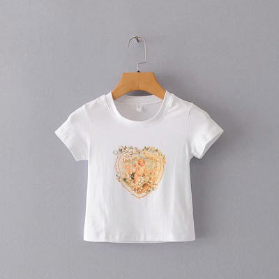 Κοντή γυναικεία μπλούζα σε λευκό χρώμα με απλικέ