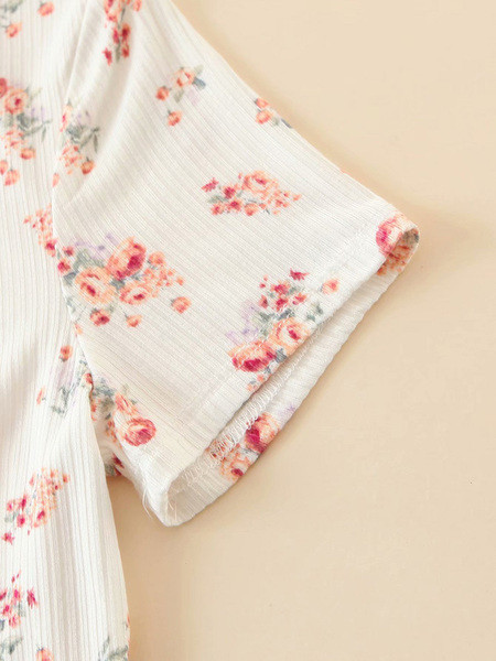 Kratka pripijena bluza s cvjetnim uzorkom