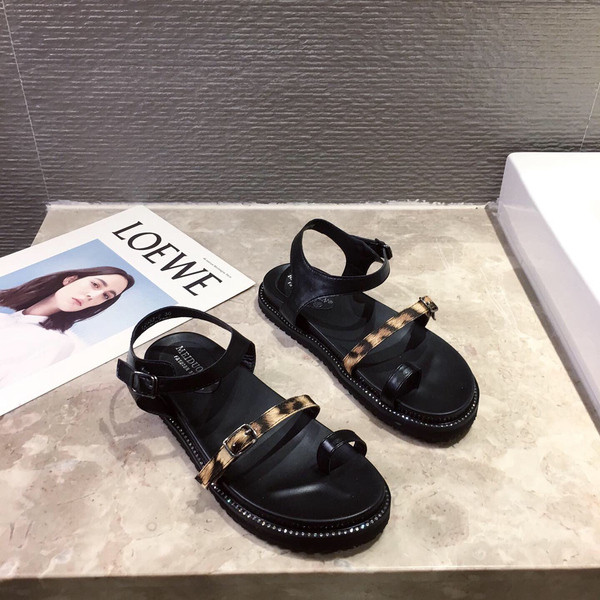 Ženske sandale sa ravnim đonom i kamenčićima u crnoj boji