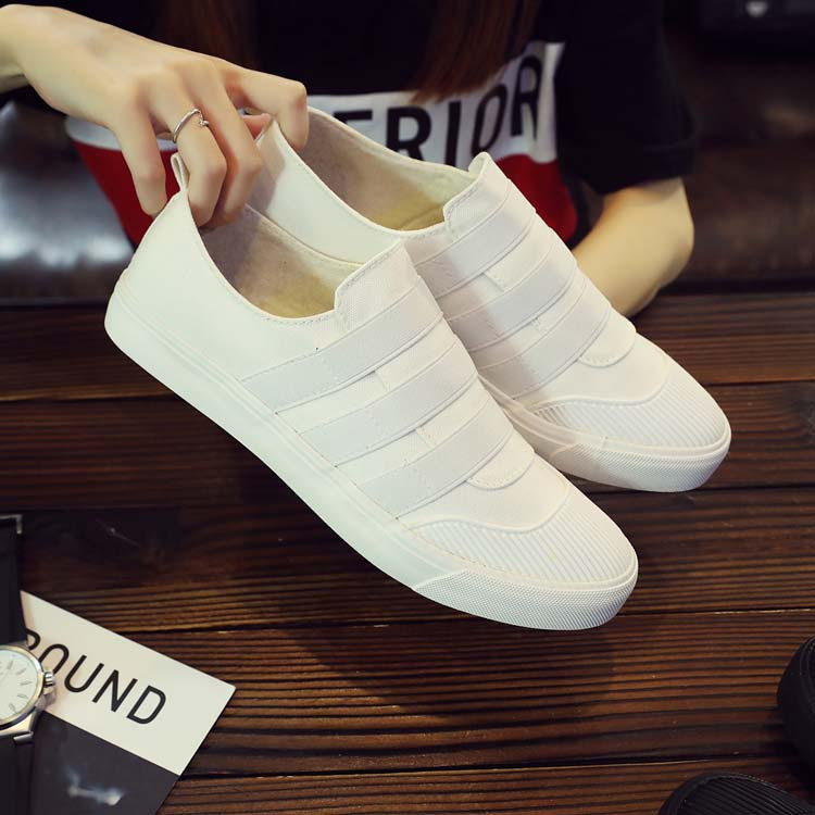 Férfi hétköznapi tornacipő textilből és elasztikus nyakkendőből - két modell