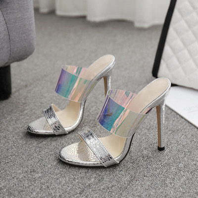 Stílusos női papucs vékony sarkú