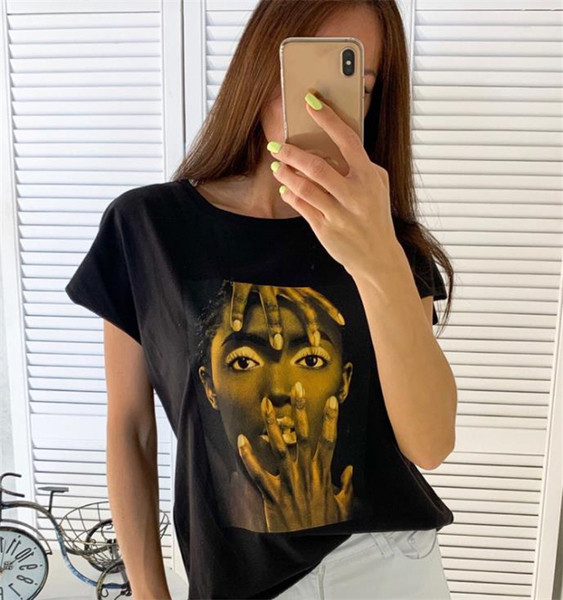 Ежедневна дамска тениска с апликация и къс ръкав 