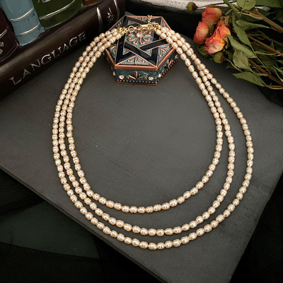 Γυναικείο κολιέ πολλαπλών σειρών με πέρλες