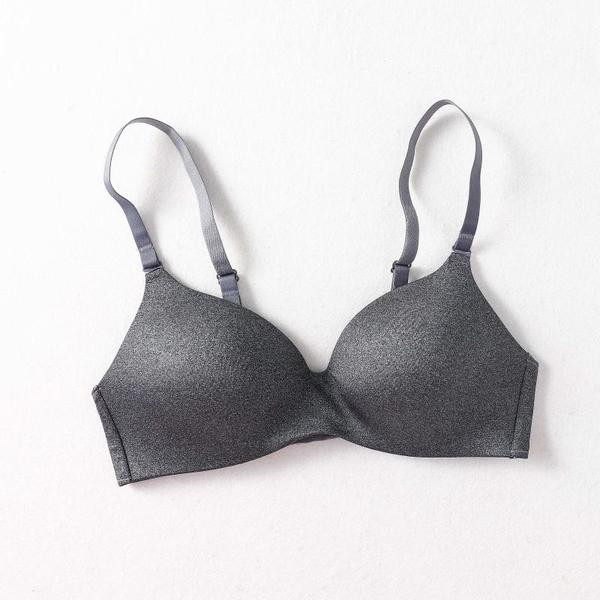 Moodne naiste rinnahoidja jäiga kolmnurkse kupuga