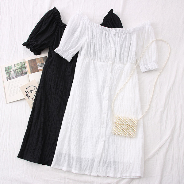 Νέο μοντέλο κοντό γυναικείο φόρεμα με κουμπιά και ντεκολτέ 