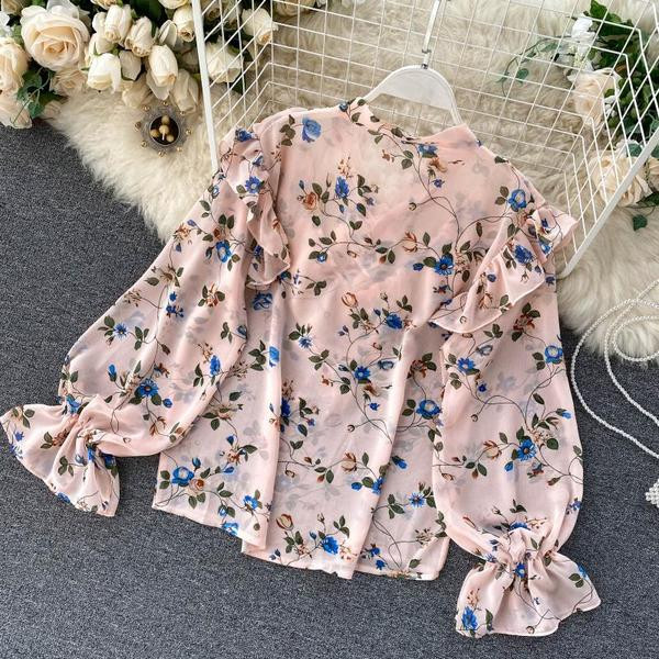 Modern női ing szalaggal és virágmintával