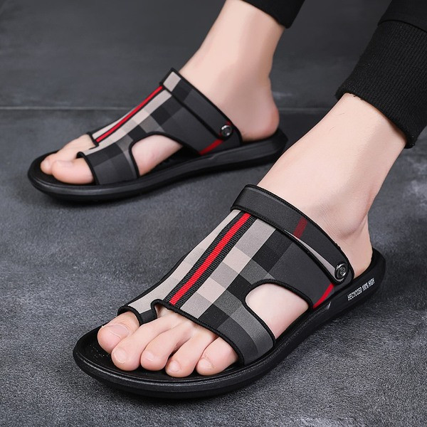 Παντόφλες μοντέρνα ανδρικά σε τρία σχέδια με μοτίβο