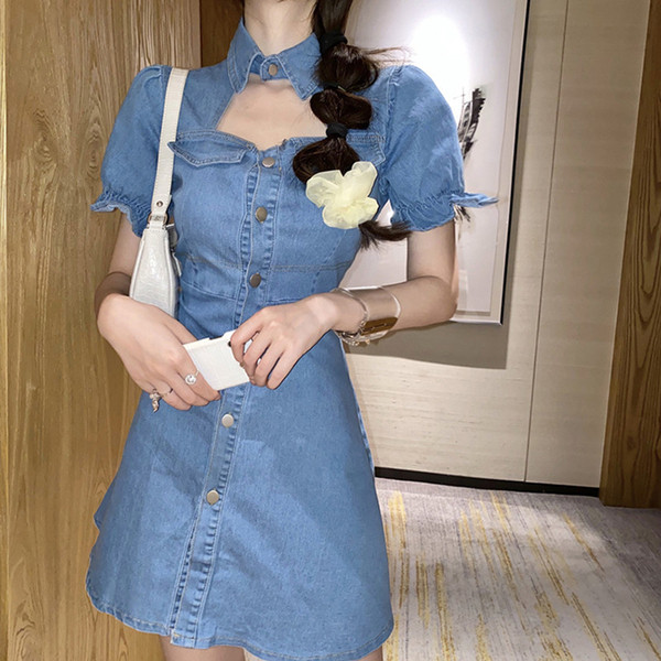 Új modell rövid farmer női ruha gallérral és kék kivágással