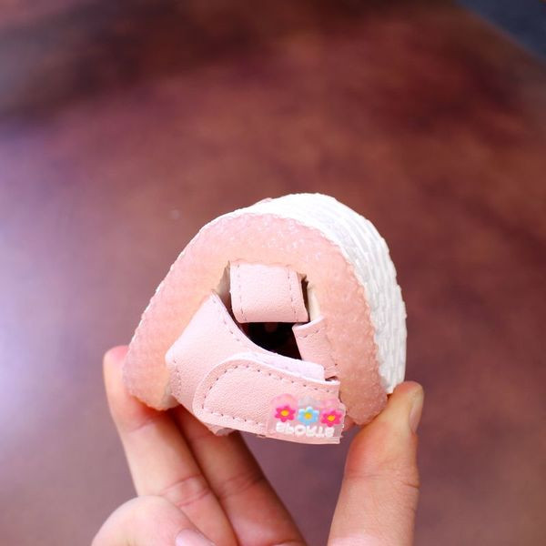 Gyerekszandál lányoknak 3D elemes cseresznyével